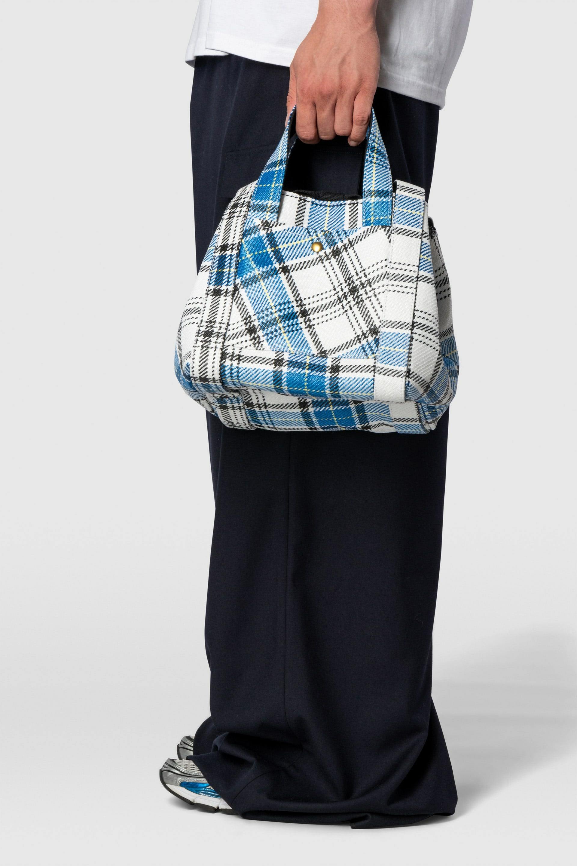 William Fan, Fan Bag S, Blue/White Checked, Bag - Lindner Fashion