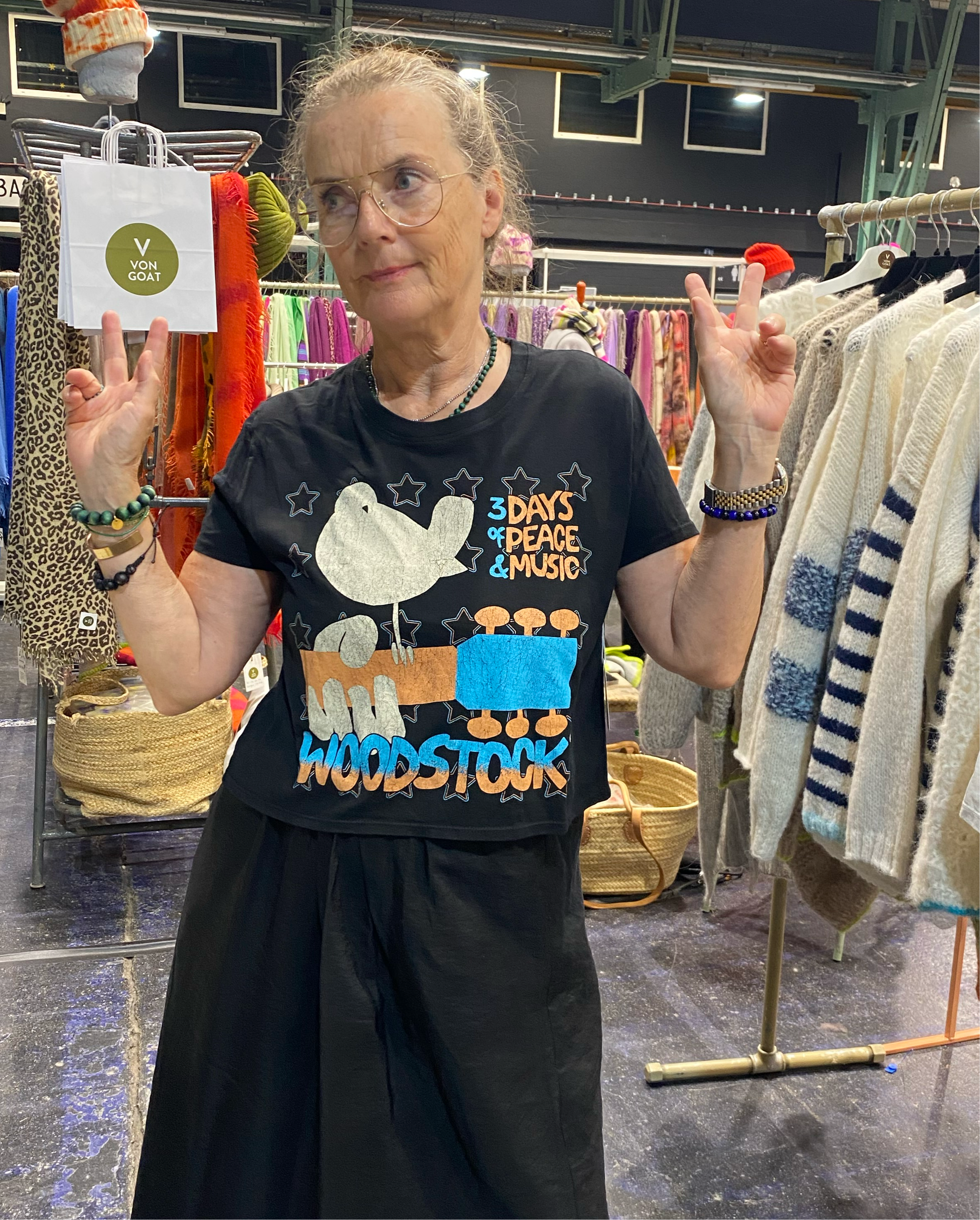 Woodstock, Black, T-Shirt - Lindner Fashion