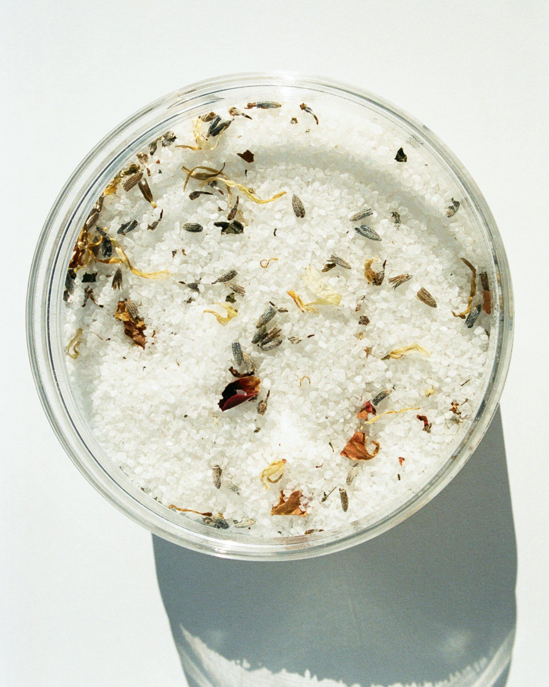 001 Sea Salt Bath, Marigold/Orange/Geranium, 450 g - Lindner Fashion