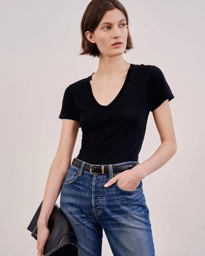 Carol V-Neck Tee, Jet Black, T-Shirt - Lindner Fashion